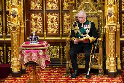 El entonces príncipe Carlos de Inglaterra, durante el discurso que dio en nombre de la reina Isabel II con motivo de la apertura del Parlamento, el 10 de mayo.
