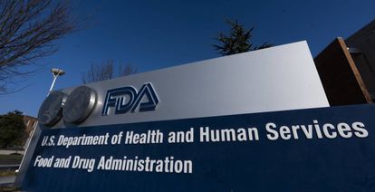 Entrada a las oficinas de la FDA en Silver Spring, Maryland.