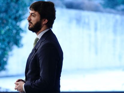 El vicepresidente de la Junta de Castilla y León, Juan García-Gallardo, comparece ante los medios de comunicación, este lunes en Valladolid.