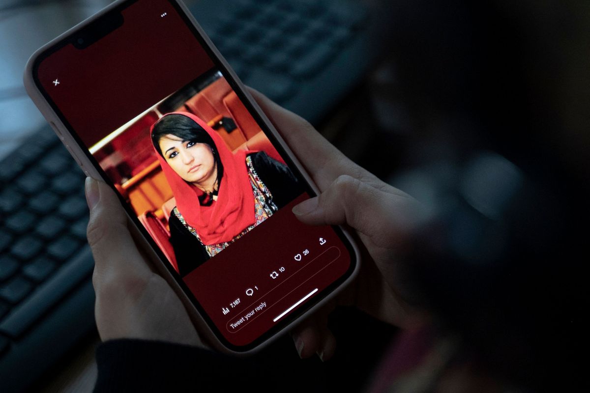 Muere tiroteada Mursal Nabizada, exdiputada afgana que permaneció en Kabul tras la toma de los talibanes