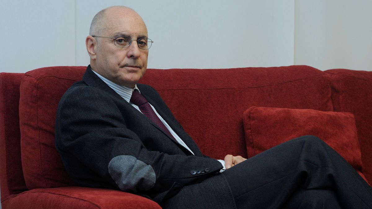 Muere Rodolfo Ares, exconsejero de Interior del País Vasco e histórico del socialismo vasco