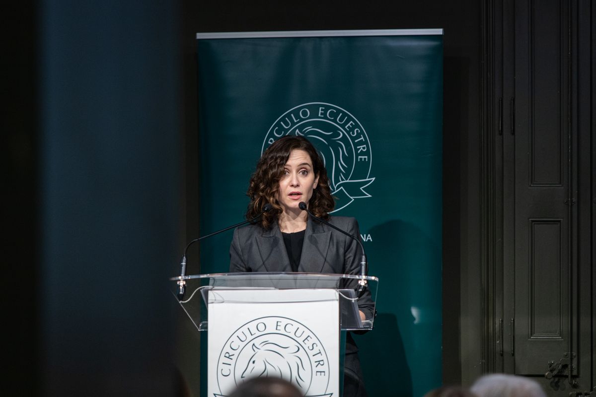 Ayuso alardea en Barcelona del bajo nivel impositivo de Madrid: “Tenéis 15 impuestos y dos más en camino”