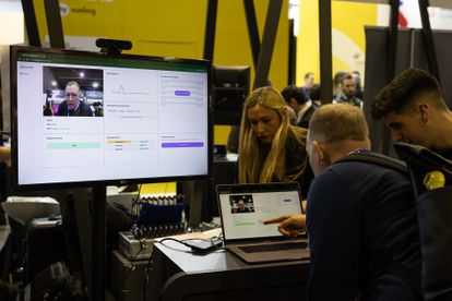 Cuidado con lo que dices en una entrevista de trabajo, una inteligencia artificial puede estar observándote