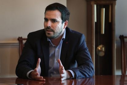 El ministro de Consumo, Alberto Garzón, en la sede de su departamento.