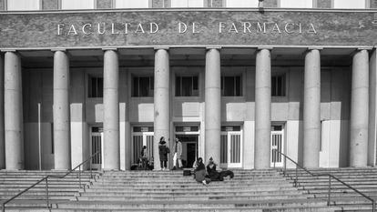 Estudiantes en la Universidad Complutense de Madrid.