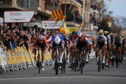 Groves, como ya hiciera en Sabadell, gana la etapa de la Volta.