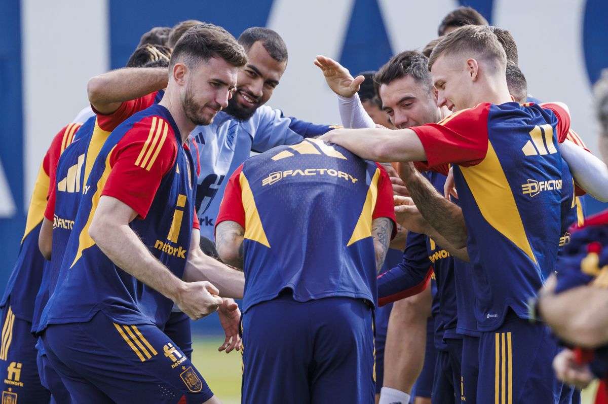 La hermandad del 9 y el asombroso debut de Joselu con España