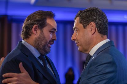 El líder del PP en Castilla-La Mancha, a Moreno: “Lo que estás haciendo en Doñana es cumplir tu palabra. Eso quiero hacer yo aquí”
