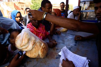 La prolongación de los combates en Sudán dispara el temor a un contagio regional