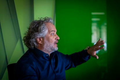 Guibert Englebienne (Globant): “Supongamos que pausamos la inteligencia artificial, ¿China lo hará?”
