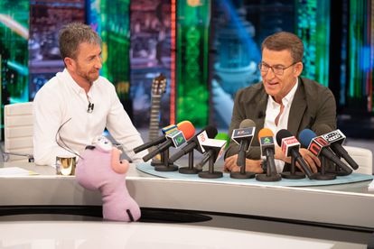Pablo Motos y Alberto Núñez Feijóo, este miércoles en 'El hormiguero'.