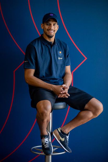 Ronald Araujo en la Ciudad Deportiva del Barcelona, este lunes.