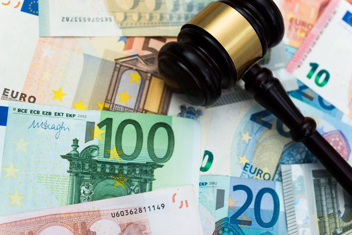 Una funcionaria, indemnizada con 46.500 euros por el estrés en el juzgado a cuenta de las peleas entre el magistrado y la letrada judicial