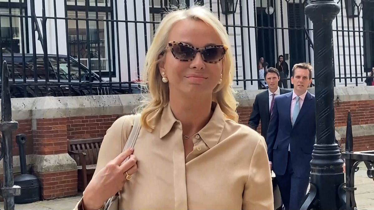 Corinna Larsen reclama ante la justicia británica 146 millones de euros al rey emérito por el presunto acoso sufrido
