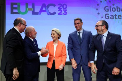 La UE promete una inversión de 45.000 millones de euros a América Latina para contrarrestar el empuje de China