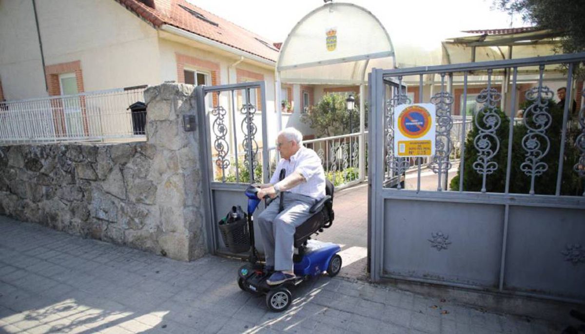El verano es “la peor época” en las residencias: los sanitarios se marchan a cubrir bajas en los hospitales