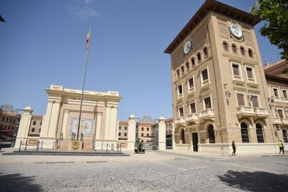 Exterior de la Academia General Militar de Zaragoza, este miércoles.