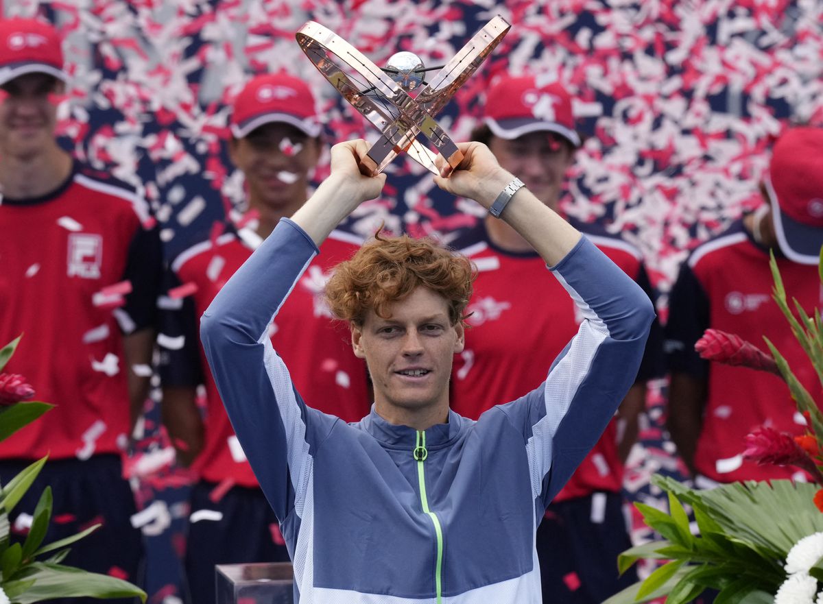 Jannik Sinner da el paso y conquista su primer Masters 1000 en Canadá