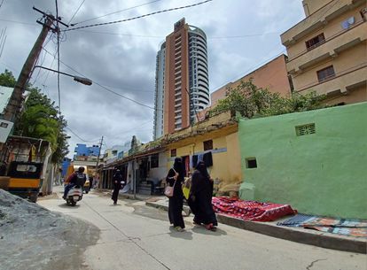 Mujeres musulmanas en una calle de Bangalore.