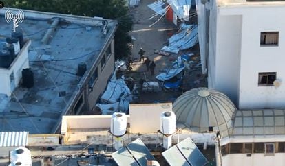 El ejército israelí entra con tanques y soldados en el principal hospital de Gaza