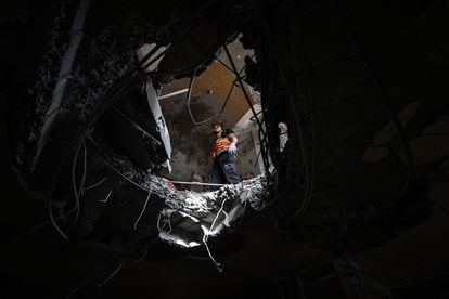 Vivienda de la familia Hamdan, destruida por las fuerzas israelíes en Jan Yunis, este sábado en la Franja.