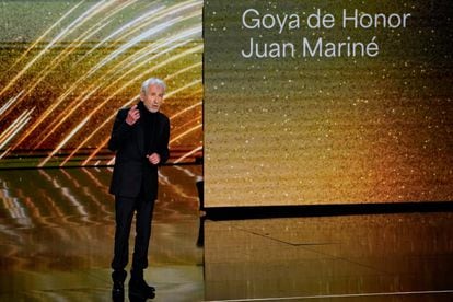 José Sacristán, presentando el Goya de Honor a Juan Mariné.