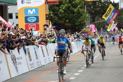 Restrepo se impone en Bogotá.