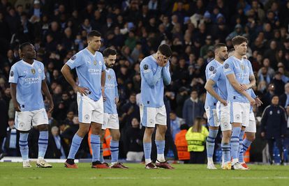 Los jugadores del Manchester City tras perder el partido de vuelta de de cuartos de final, frente al Real Madrid.