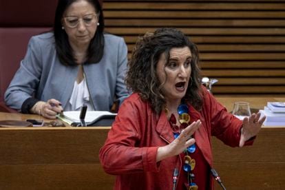 La diputada socialista Mercedes Caballero, durante el debate.