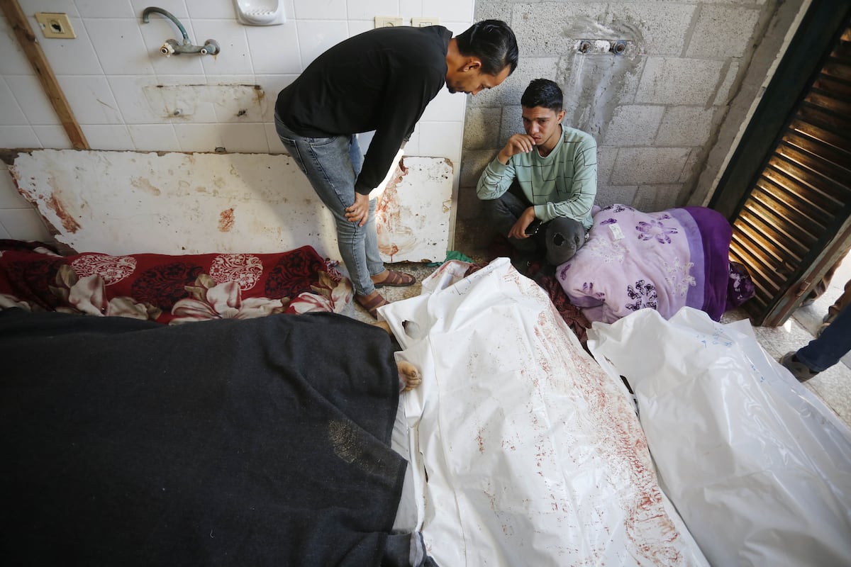 Guerra entre Israel y Gaza, en directo | El ejército israelí confirma por primera vez los ataques en el centro de Rafah