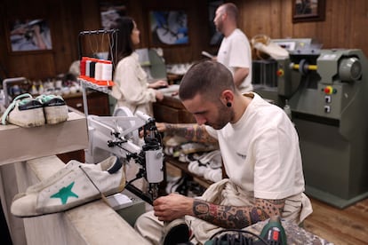 Taller de Golden Goose en Milán (Italia).