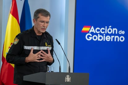 El jefe de la Unión Militar de Emergencias (UME), teniente general Javier Marcos, durante la rueda de prensa en La Moncloa. de la DANA,