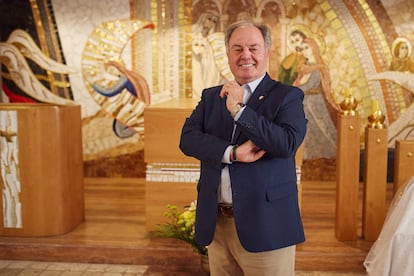 El padre agustino Pablo Larrán, en el Colegio Nuestra Señora del Consuelo, en Lima, el día 9 de mayo de 2025.