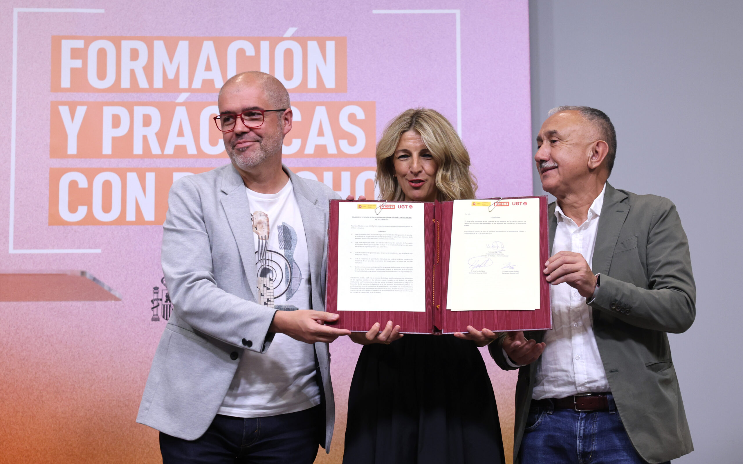 La espera interminable de los becarios: “Que nuestra labor no esté regulada nos perjudica”