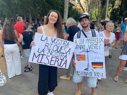 Miles de personas se echan a la calle en varias ciudades de España contra la “turistificación”
