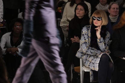 Anna Wintour durante un desfile en la semana de la moda de Nueva York, en 2008. 