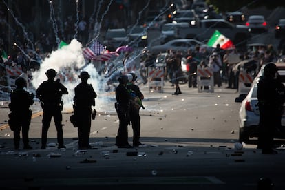 Trump continúa su cruzada contra Los Ángeles: demanda a la ciudad y a su alcaldesa por sus políticas de ciudad santuario