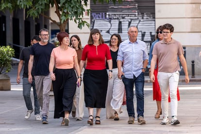 Los representantes de Més llegan a la reunión de la comisión ejecutiva de la coalición este lunes en Valencia.