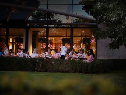 Noches de altura: terrazas con música, copas y vistas para un verano madrileño sin tregua